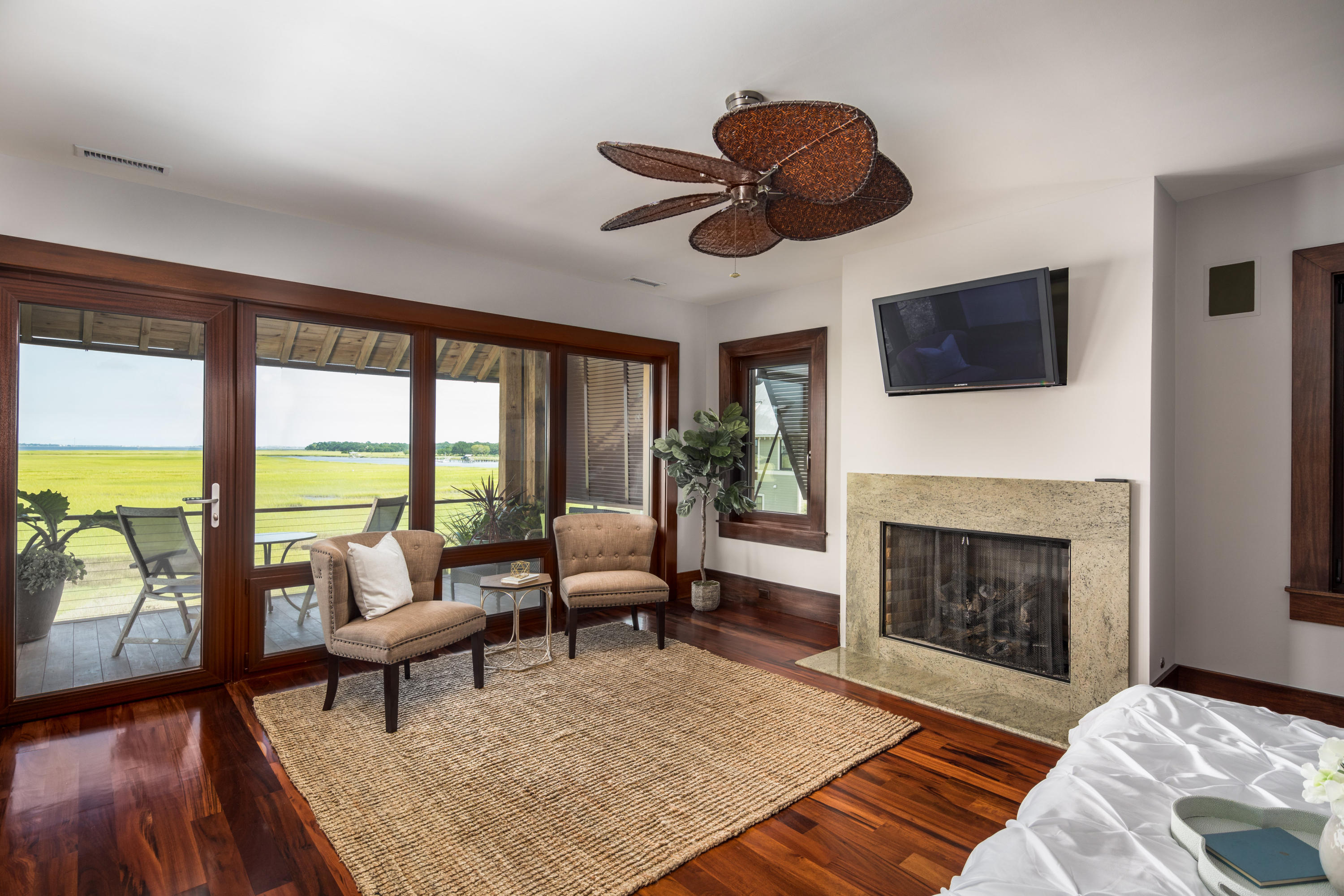 4 Old Summer House Road Charleston, SC 29412 - Photo 19 of 39 Master sitting area w/ fireplace