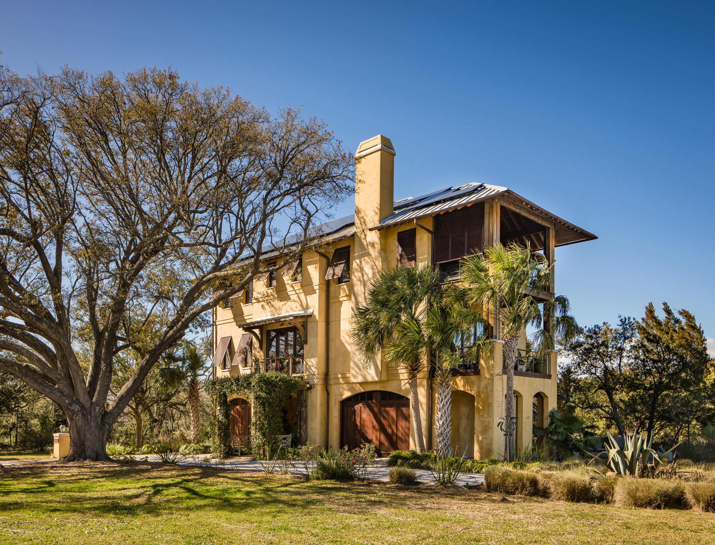 4 Old Summer House Road Charleston, SC 29412 - Photo 4 of 39 House daytime