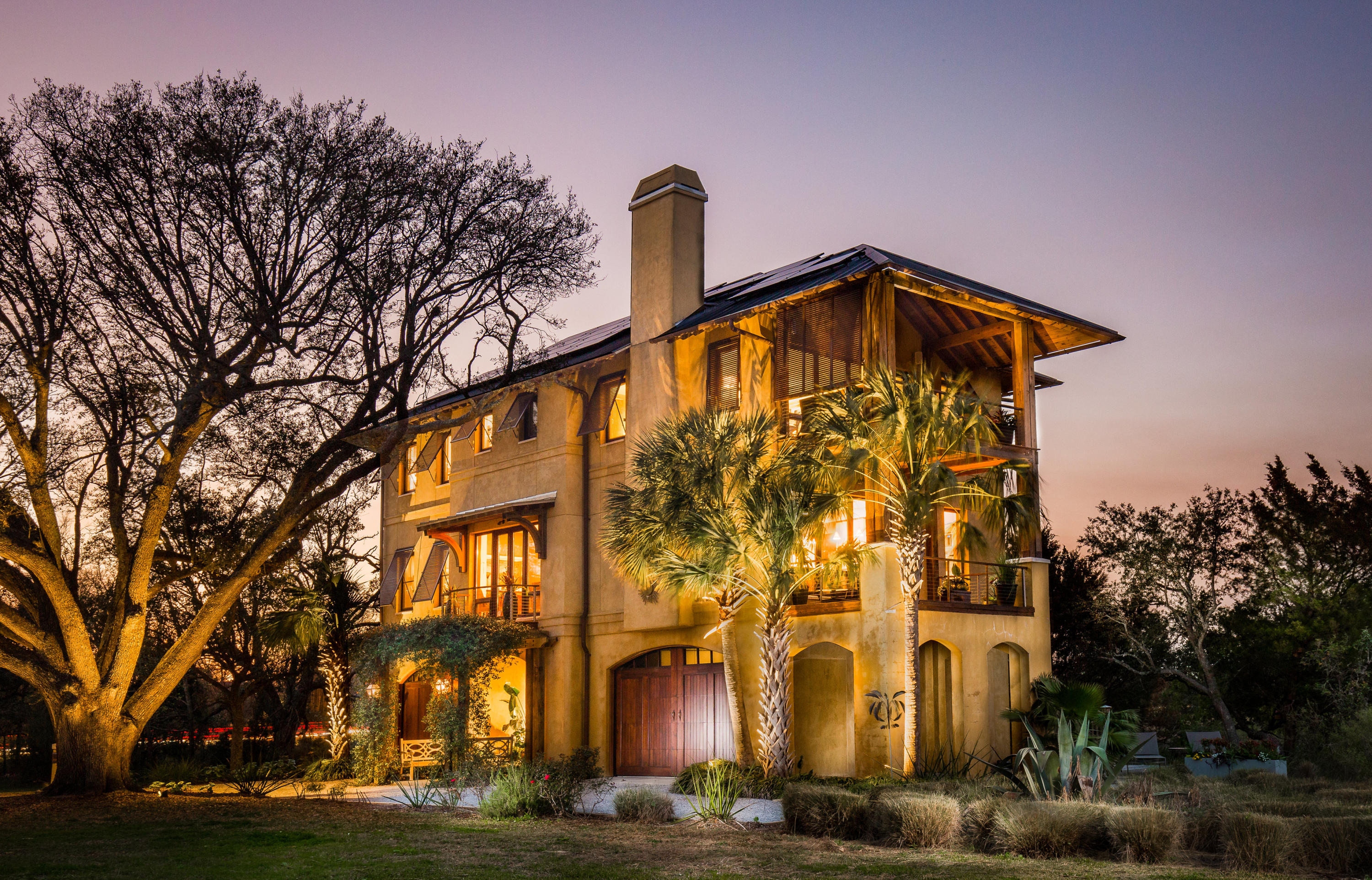 4 Old Summer House Road Charleston, SC 29412 - Photo 5 of 39 Twilight front of house