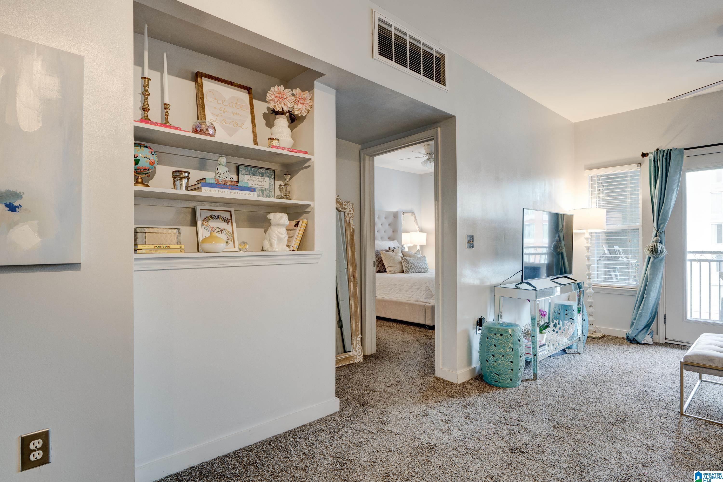 401 20th Street South, Unit 409 Birmingham, AL 35233 - Photo 15 of 37