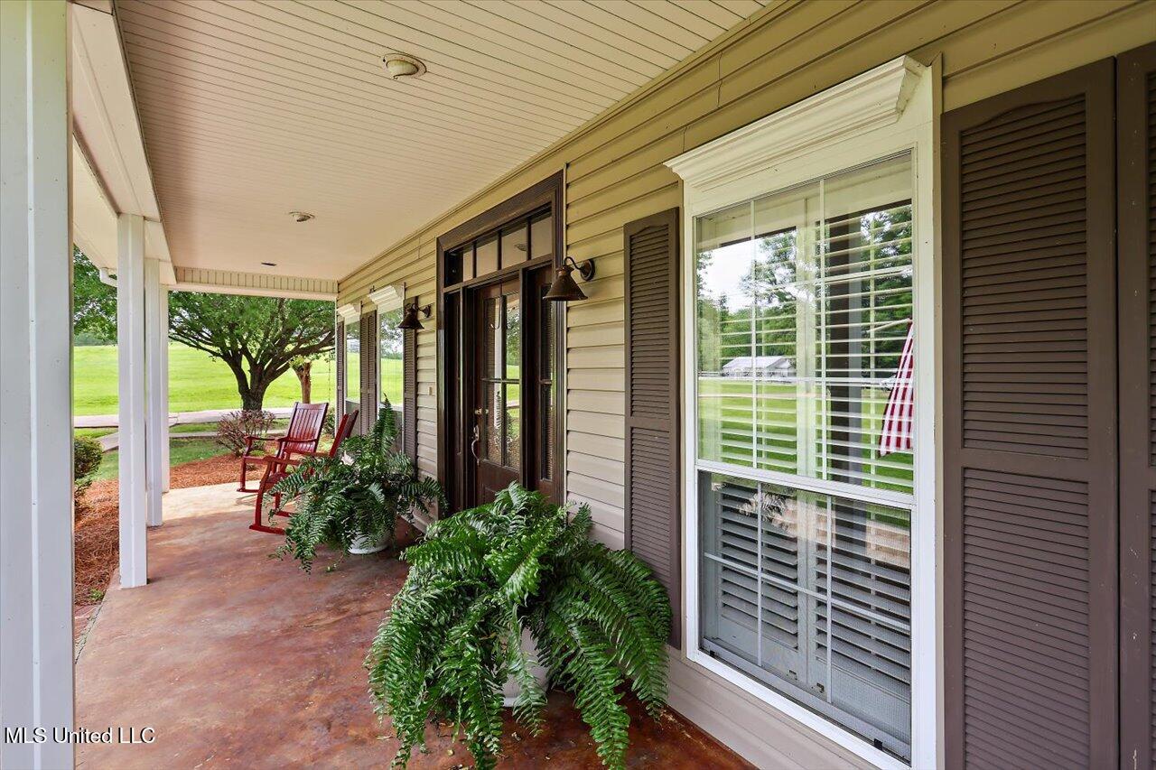 1545 Kickapoo Road Clinton, MS 39056 - Photo 5 of 59 06-1545 Kickapoo Rd