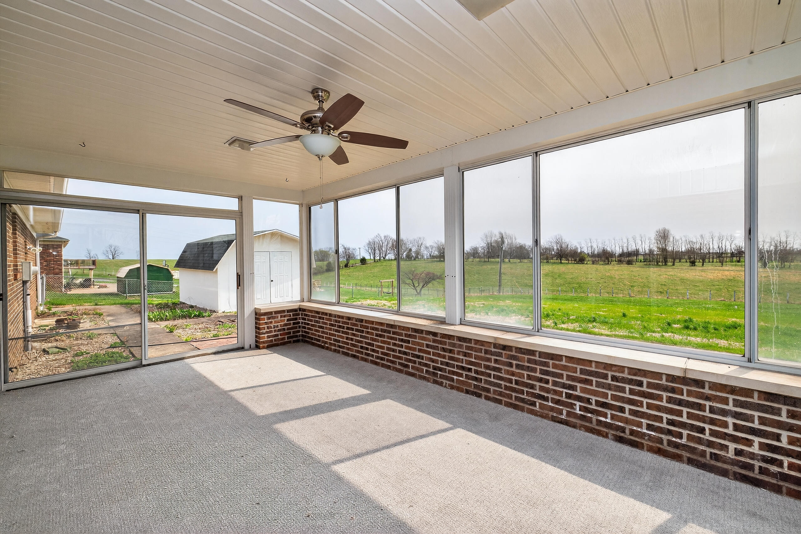 316 Sugar Creek Road Lancaster, KY 40444 - Photo 24 of 30 Sunroom