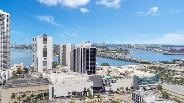 $479,000 | 1600 Northeast 1st Avenue, Unit 1601, Miami, FL 33132