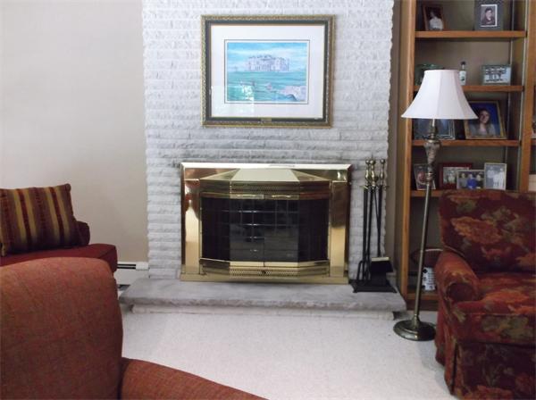 28 Crest Road Lynnfield, MA 01940 - Photo 5 of 14 Gallery Image 5