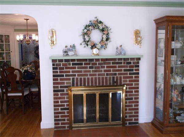 28 Crest Road Lynnfield, MA 01940 - Photo 10 of 14 Gallery Image 10