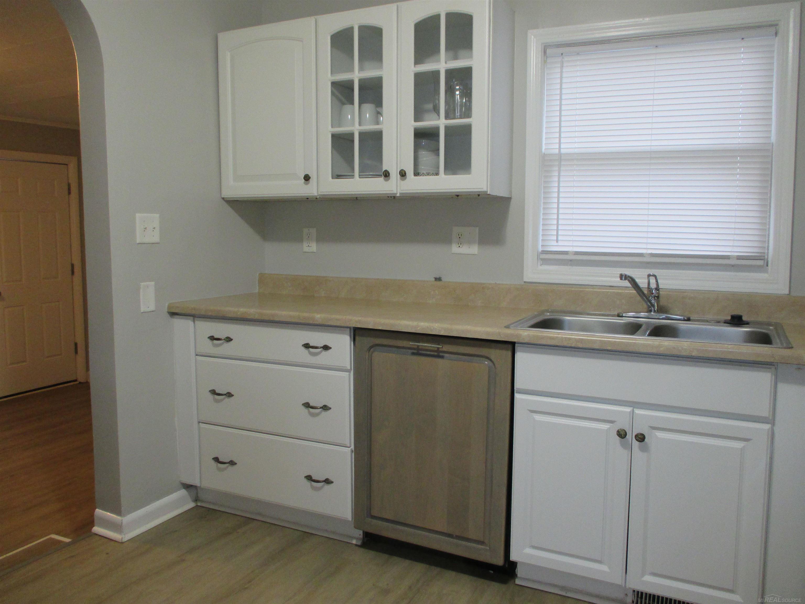 28000 Cotton Road New Baltimore, MI 48047 - Photo 11 of 37