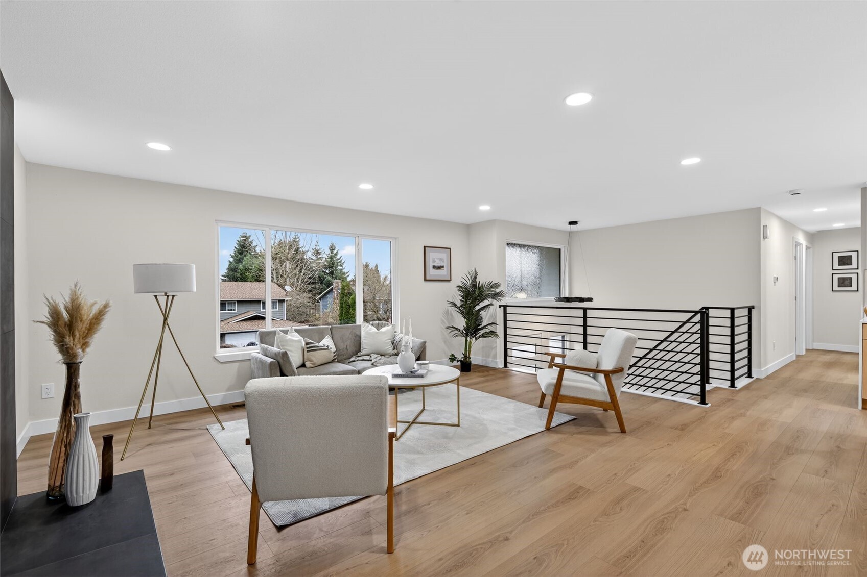 3613 Southwest 331st Street Federal Way, WA 98023 - Photo 4 of 26