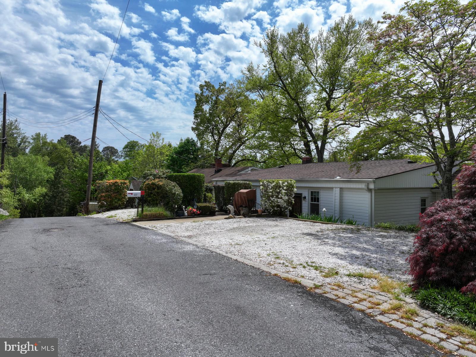 322 Riverside Road Edgewater, MD 21037 - Photo 3 of 39
