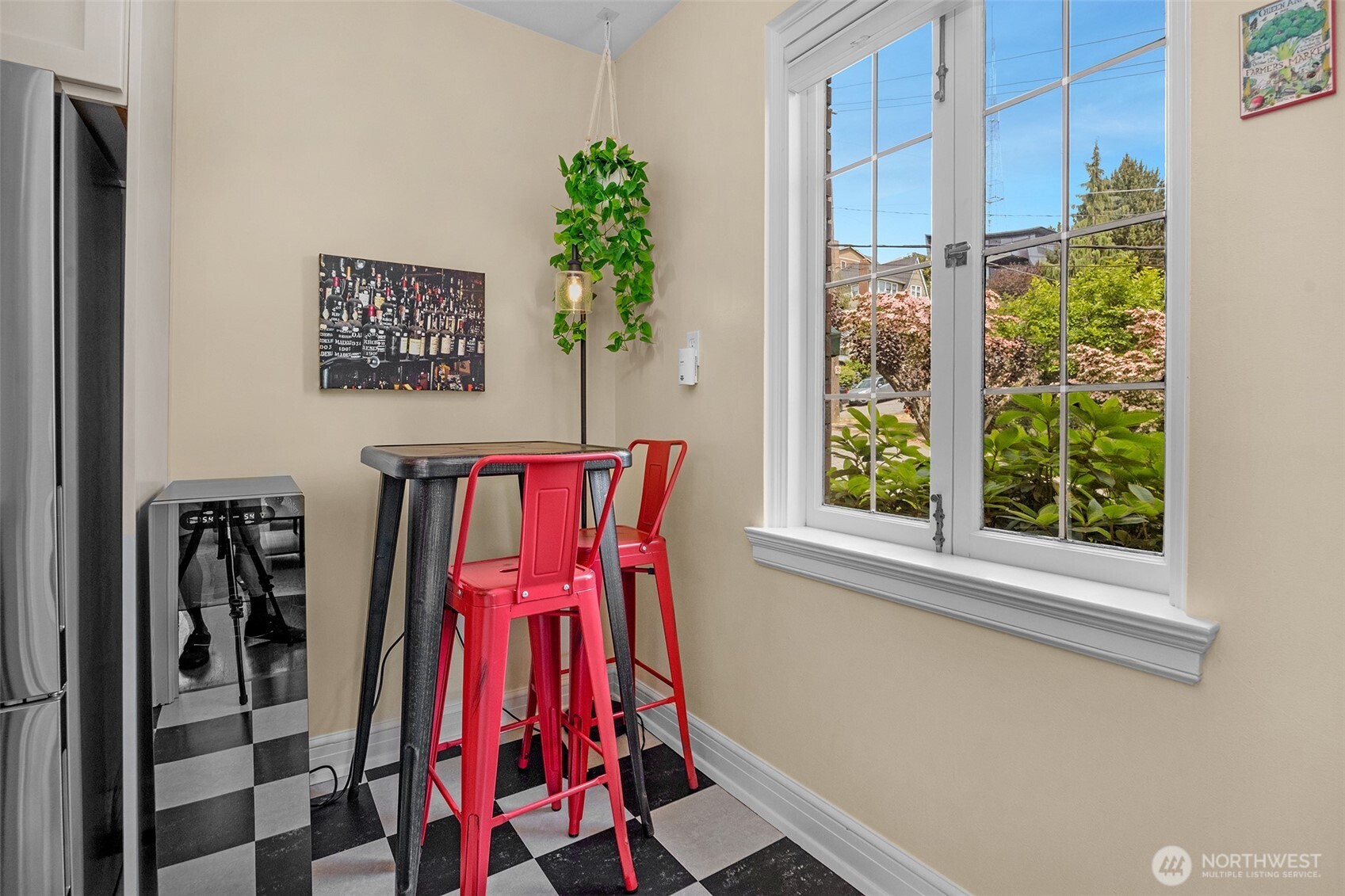 405 Prospect Street, Unit 102 Seattle, WA 98109 - Photo 9 of 40