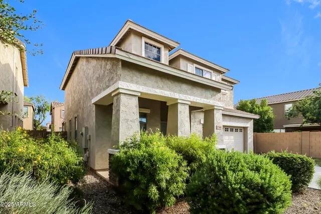 $1,945 | 17500 West Mandalay Lane, Surprise, AZ 85388