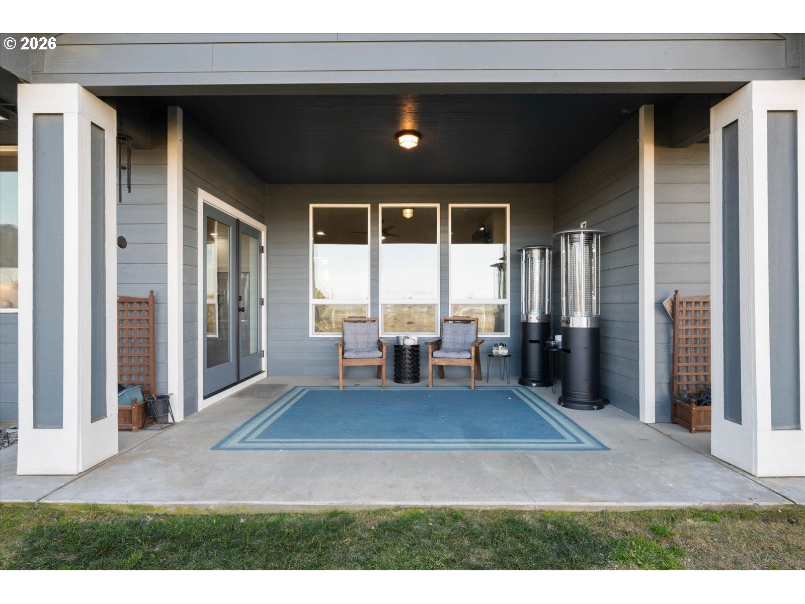 224 Rome Street Boardman, OR 97818 - Photo 18 of 23 a view of living room with furniture