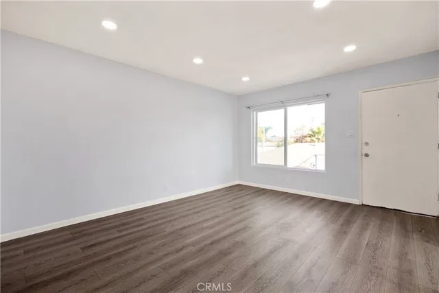 $999,999 | 3700 East 17th Street, Long Beach, CA 90804