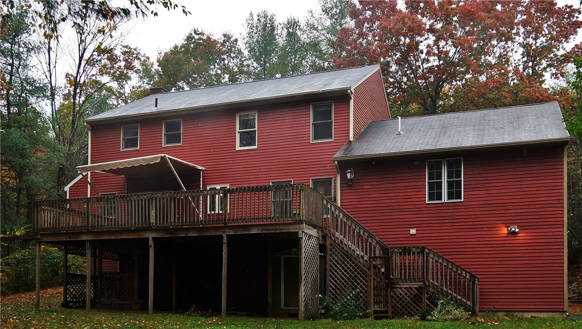 86 Log Road North Smithfield, RI 02830 - Photo 6 of 34 REAR DECK