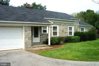 57 Queen Road Gordonville, PA 17529 - Photo 3 of 5 Gallery Image 3