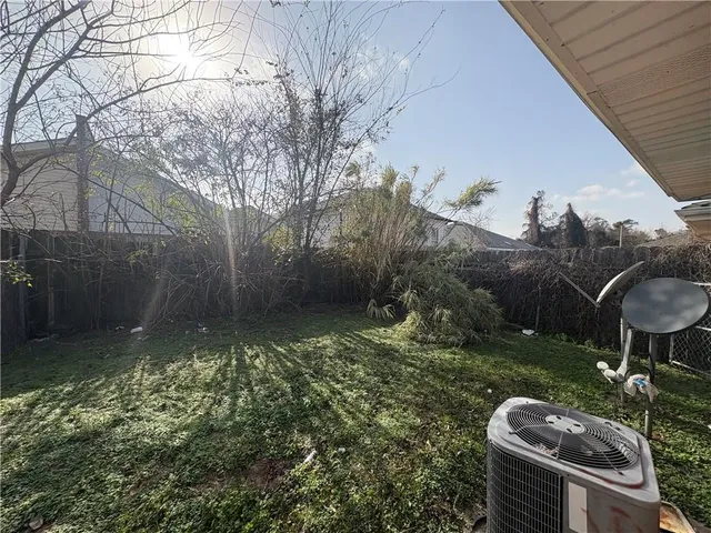 $1,150 | 9020 Amour Drive, Chalmette, LA 70043