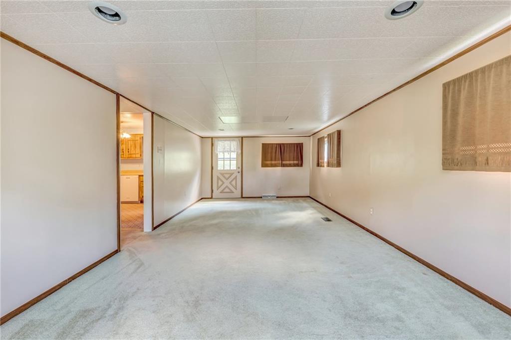 2686 Reissing Road McDonald, PA 15057 - Photo 5 of 22 Gallery Image 5