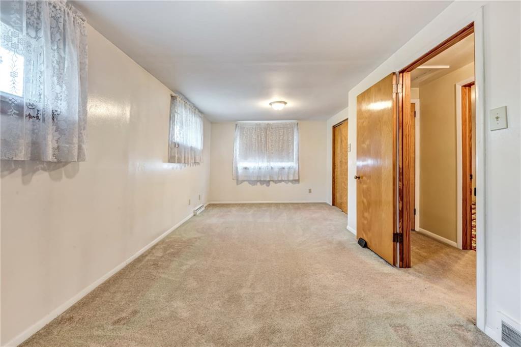 2686 Reissing Road McDonald, PA 15057 - Photo 9 of 22 Gallery Image 9