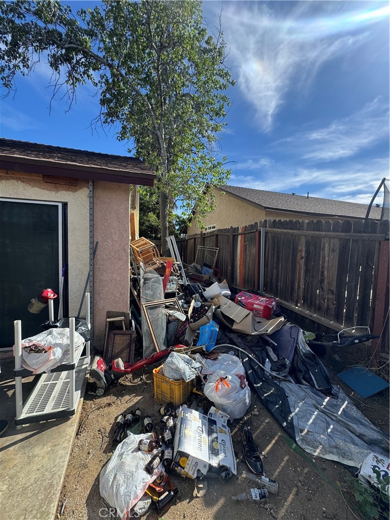 1266 Lorraine Place Rialto, CA 92376 - Photo 8 of 15 a view of a chairs and tables in the patio
