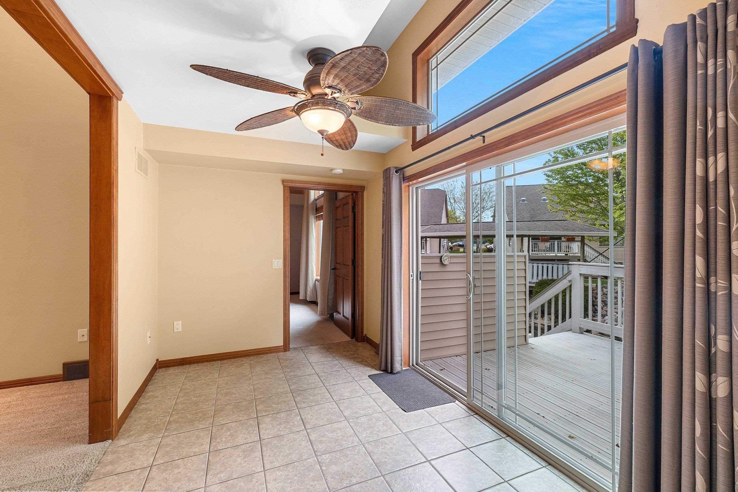 1243 Prairie Falcon Trail Green Bay, WI 54313 - Photo 18 of 51