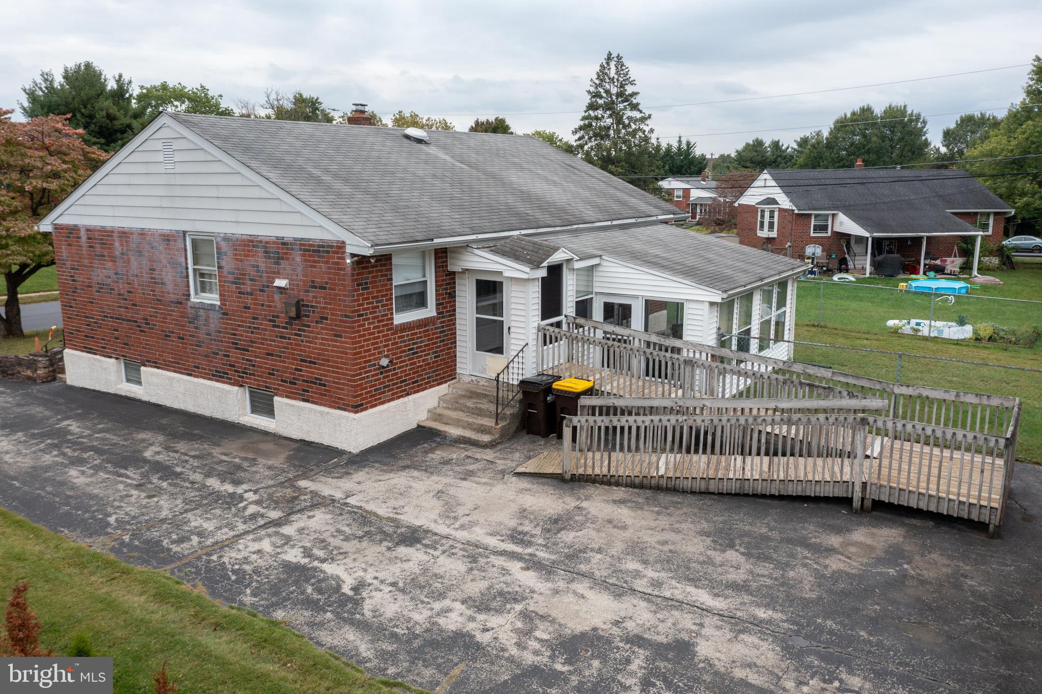2909 Dermond Road Norristown, PA 19403 - Photo 10 of 38 Gallery Image 10