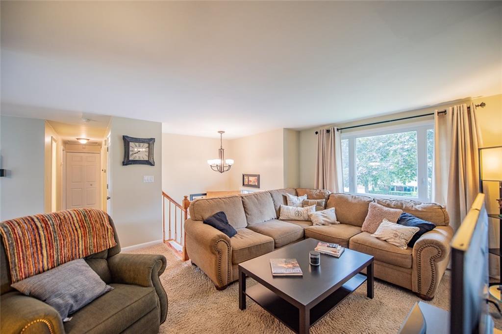 604 Chinaberry Road Monroeville, PA 15146 - Photo 5 of 23 Gallery Image 5