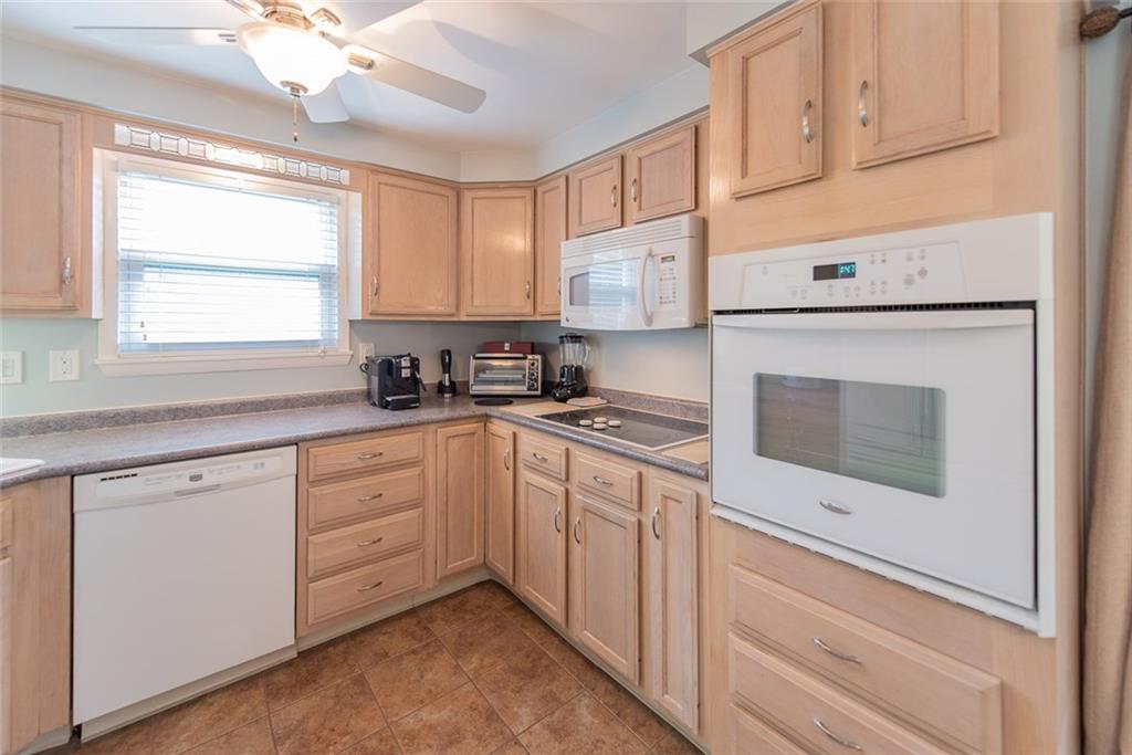 604 Chinaberry Road Monroeville, PA 15146 - Photo 10 of 23 Gallery Image 10