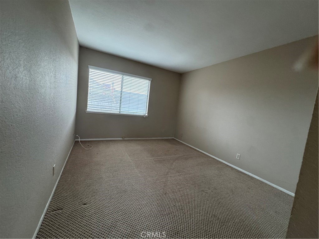 6 Recodo Irvine, CA 92620 - Photo 19 of 33 an empty room with a window