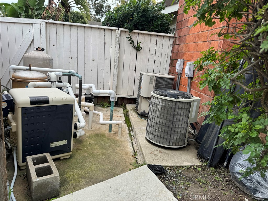 6 Recodo Irvine, CA 92620 - Photo 27 of 33 a view of outdoor space with seating area