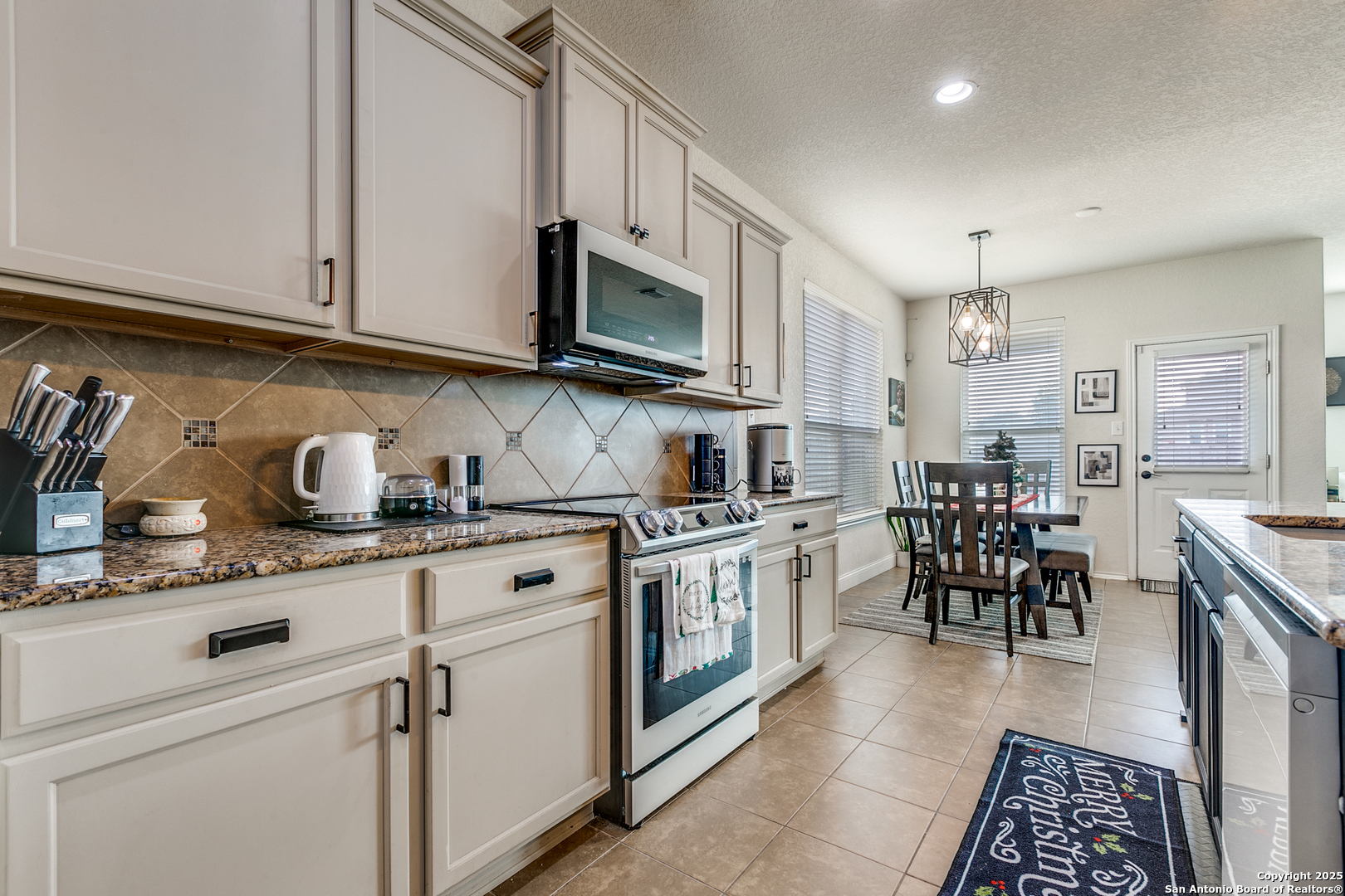 269 Tufted Crest San Antonio, TX 78253 - Photo 16 of 36