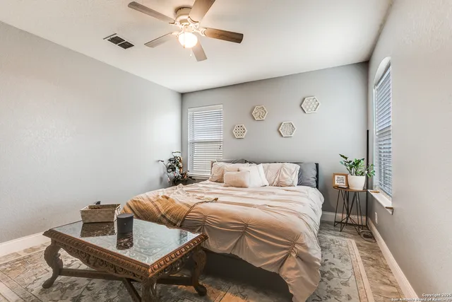 $2,900 | 269 Tufted Crest, San Antonio, TX 78253