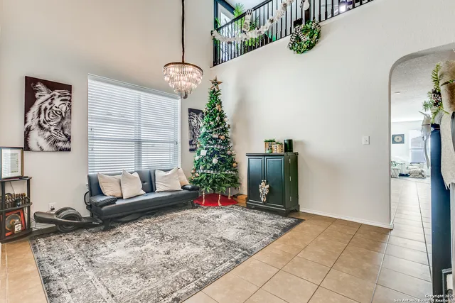 $2,900 | 269 Tufted Crest, San Antonio, TX 78253