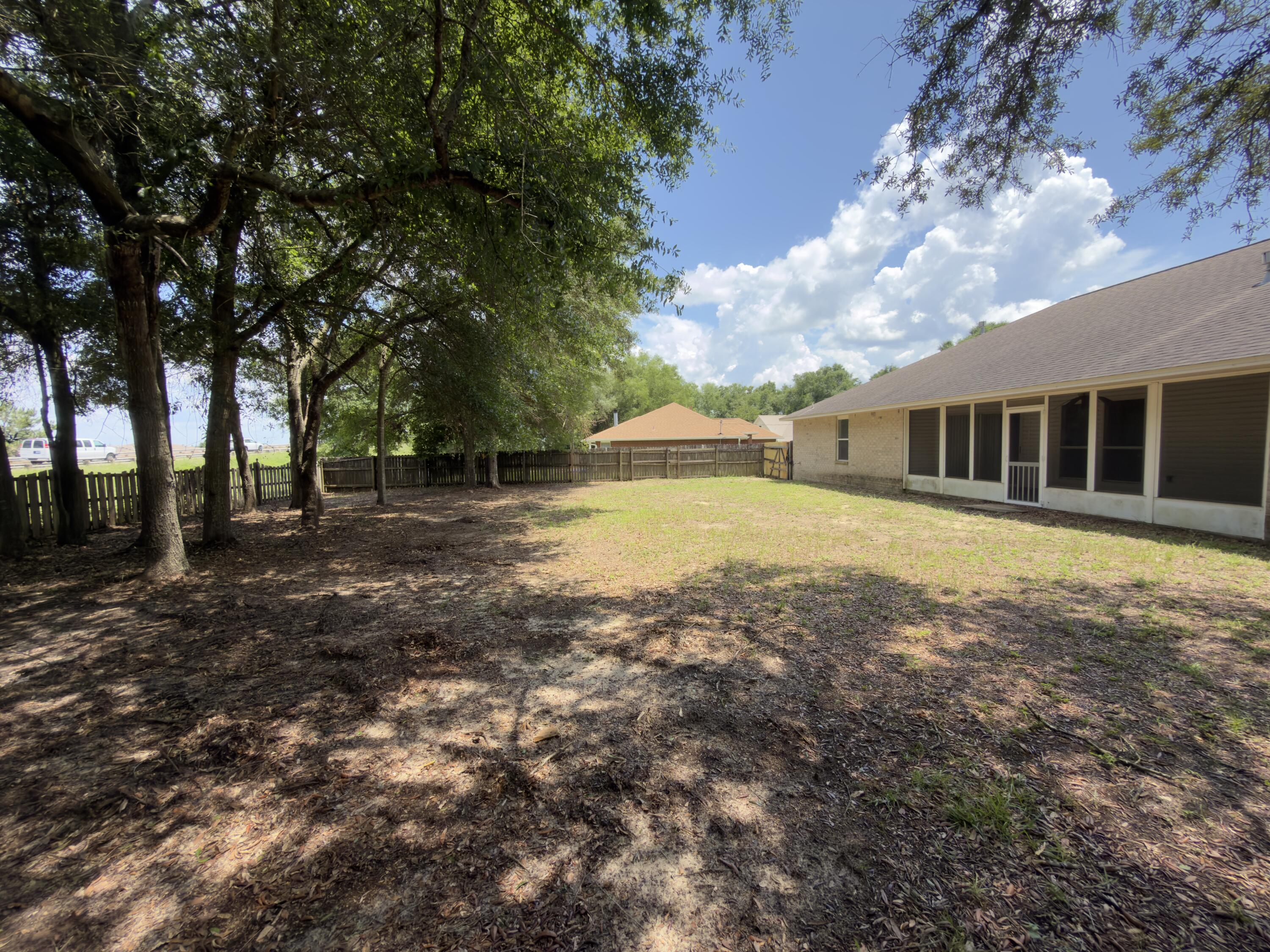 688 Brunson Street Crestview, FL 32536 - Photo 26 of 27 IMG_7556