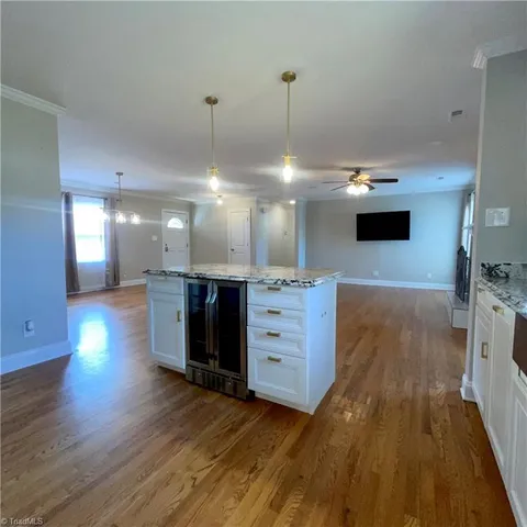 $2,250 | 3303 North Carolina Highway 150, Greensboro, NC 27455