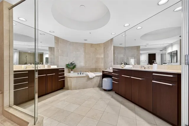 $2,995,000 | 401 South Palm Avenue, Unit 801, Sarasota, FL 34236