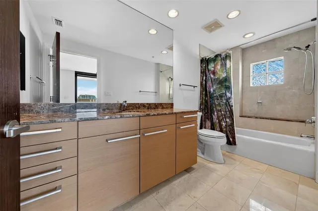 $2,995,000 | 401 South Palm Avenue, Unit 801, Sarasota, FL 34236