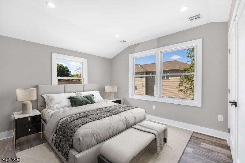 715 Evans Street, Unit 2 Paramus, NJ 07652 - Photo 12 of 21