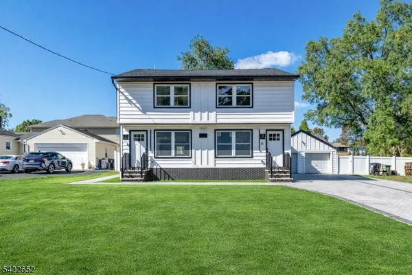 $3,950 | 715 Evans Street, Unit 2, Paramus, NJ 07652