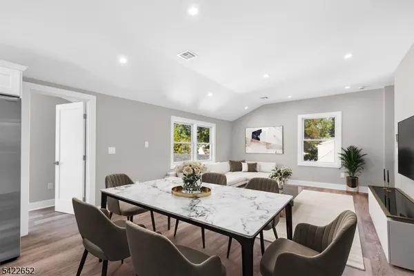 $3,950 | 715 Evans Street, Unit 2, Paramus, NJ 07652