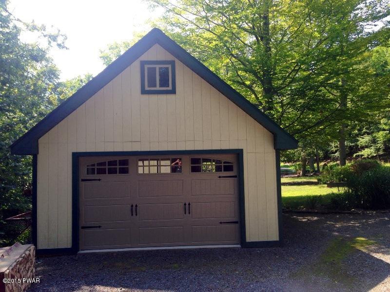 1070 Mustang Road Lake Ariel, PA 18436 - Photo 22 of 30 Gallery Image 22