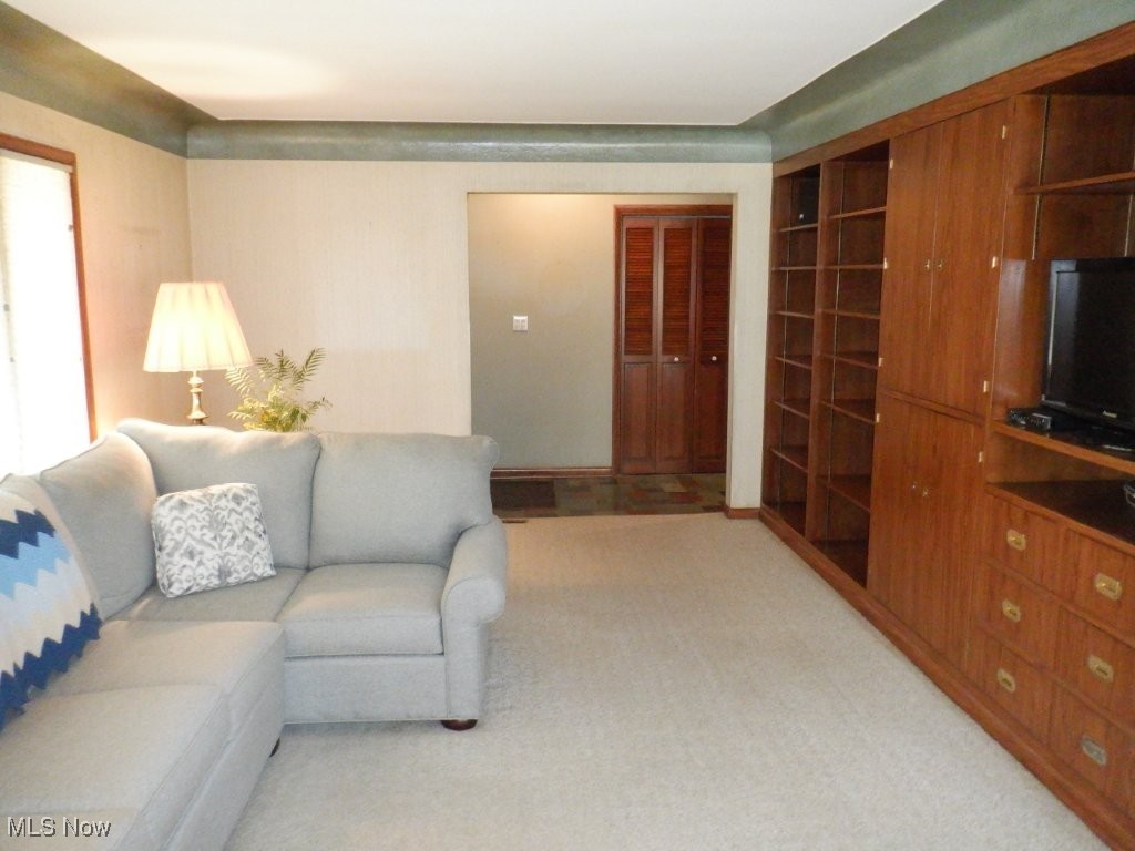 1203 Old Rockside Road Cleveland, OH 44134 - Photo 12 of 50