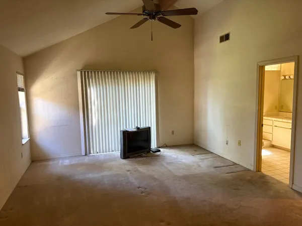 $519,900 | 570 Timmy Avenue, Clovis, CA 93612