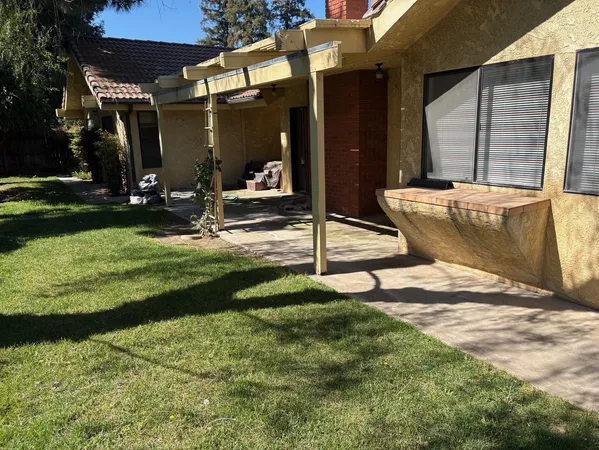 $519,900 | 570 Timmy Avenue, Clovis, CA 93612