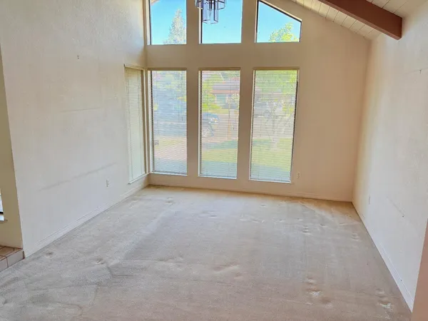 $519,900 | 570 Timmy Avenue, Clovis, CA 93612