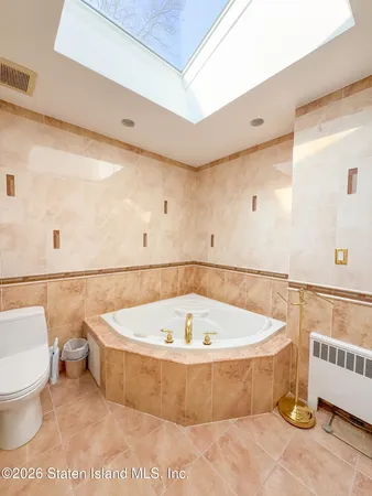 $799,999 | 7 Gateway Drive | Grasmere