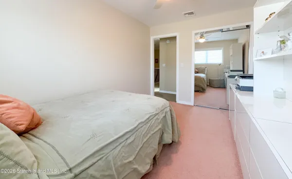 $799,999 | 7 Gateway Drive | Grasmere