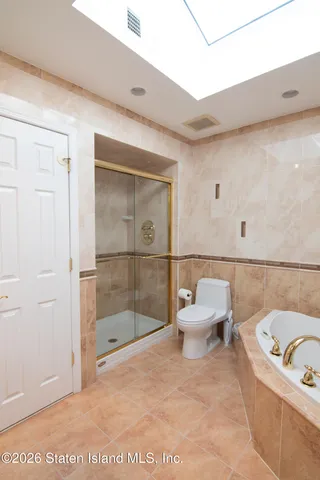 $819,500 | 7 Gateway Drive | Grasmere