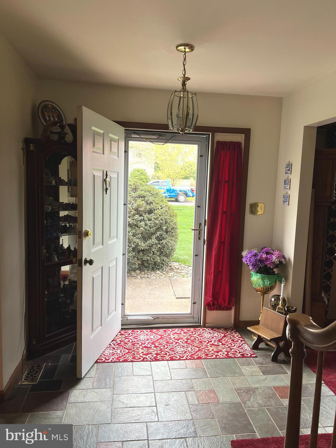 40 Hillendale Road Perkasie, PA 18944 - Photo 8 of 43 Entrance to the house