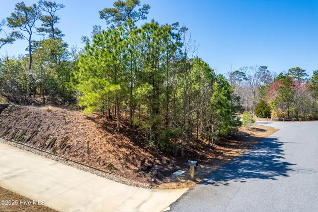 $340,000 | 164 Shingle Landing Lane, Kill Devil Hills, NC 27948