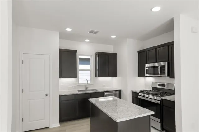 $263,900 | 168 Bosque Drive, San Marcos, TX 78666