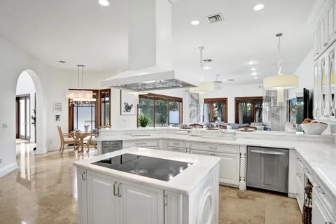 $3,800,000 | 4700 Northeast 29th Avenue, Fort Lauderdale, FL 33308